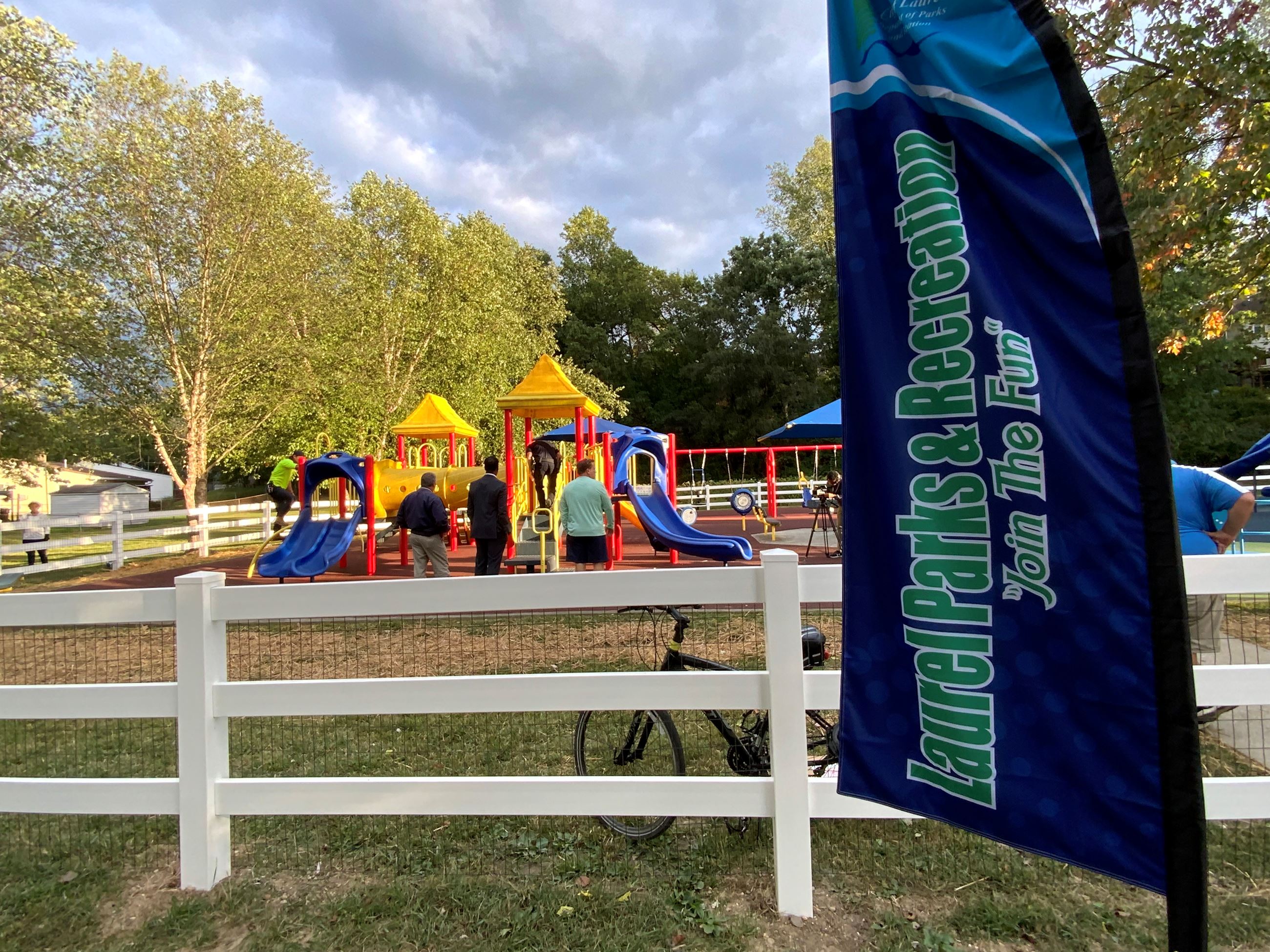 Picture of Discovery Park with Parks and Rec Flag